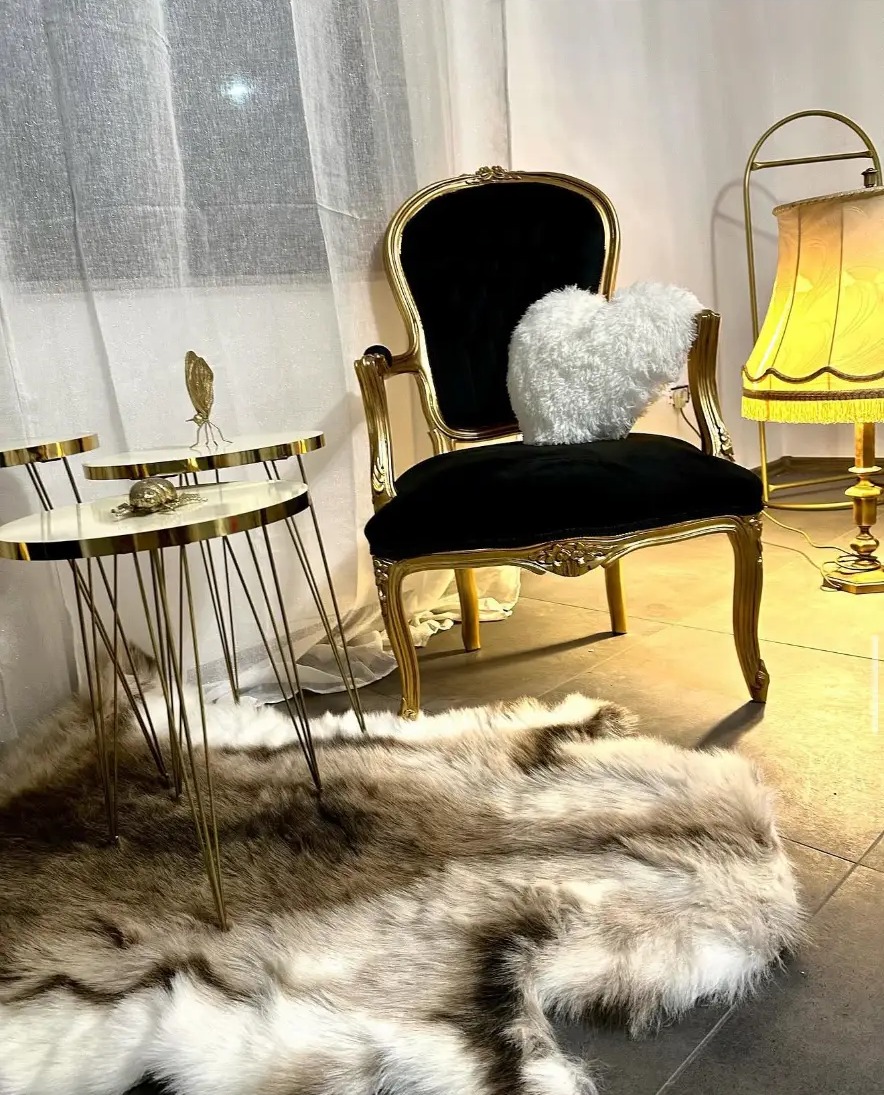 Detaliu de decor elegant din salonul W Beauty Studio Borșa